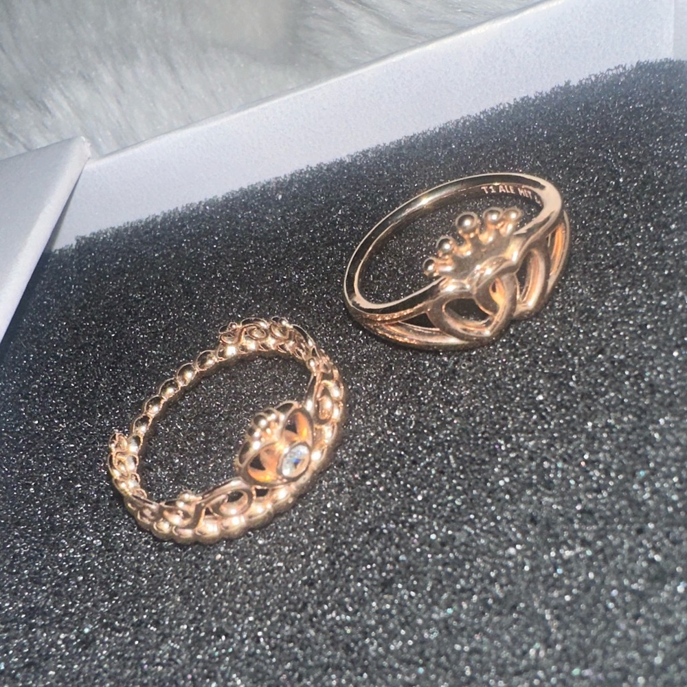 Pandora Rose Gold Ring Set (WILL THROW IN FREE PANDORA NECKLACE W/ PURCHASE)